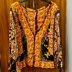 Beautiful bright Free People blouse, worn once, Sz S
